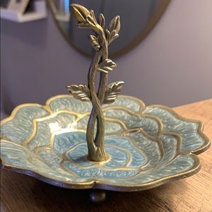 Cute little jewelry organizer